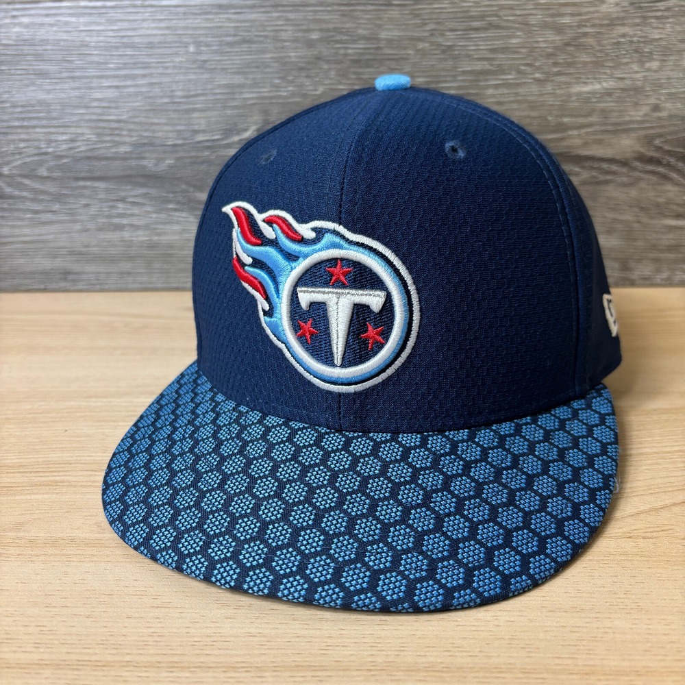 Tennessee Titans Hat Cap Fitted 7 NFL Football Honeycomb Brim New Era